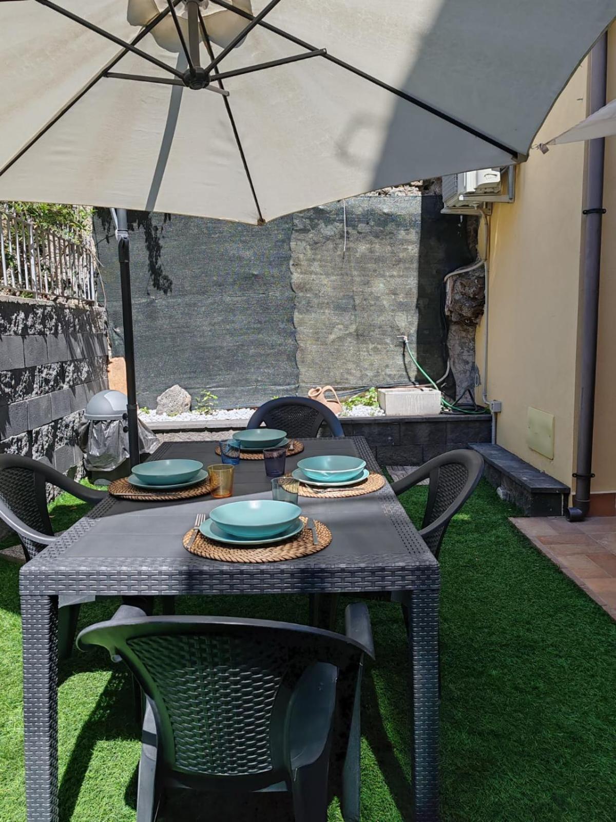 Etna Garden House: Oasis In The Heart Of Catania Villa Eksteriør bilde
